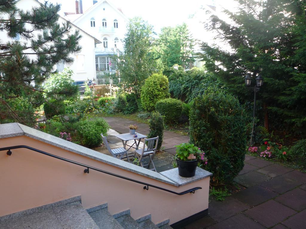 Hotel Carolinenhof Bad Pyrmont Extérieur photo