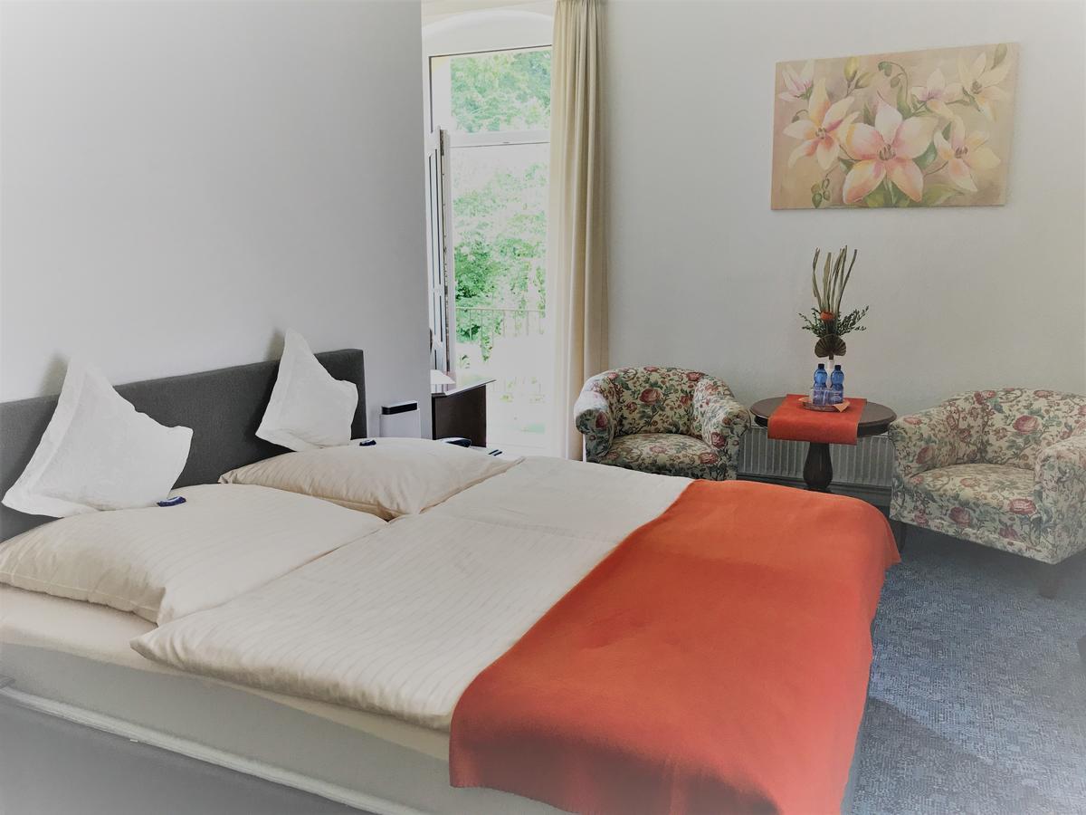 Hotel Carolinenhof Bad Pyrmont Extérieur photo
