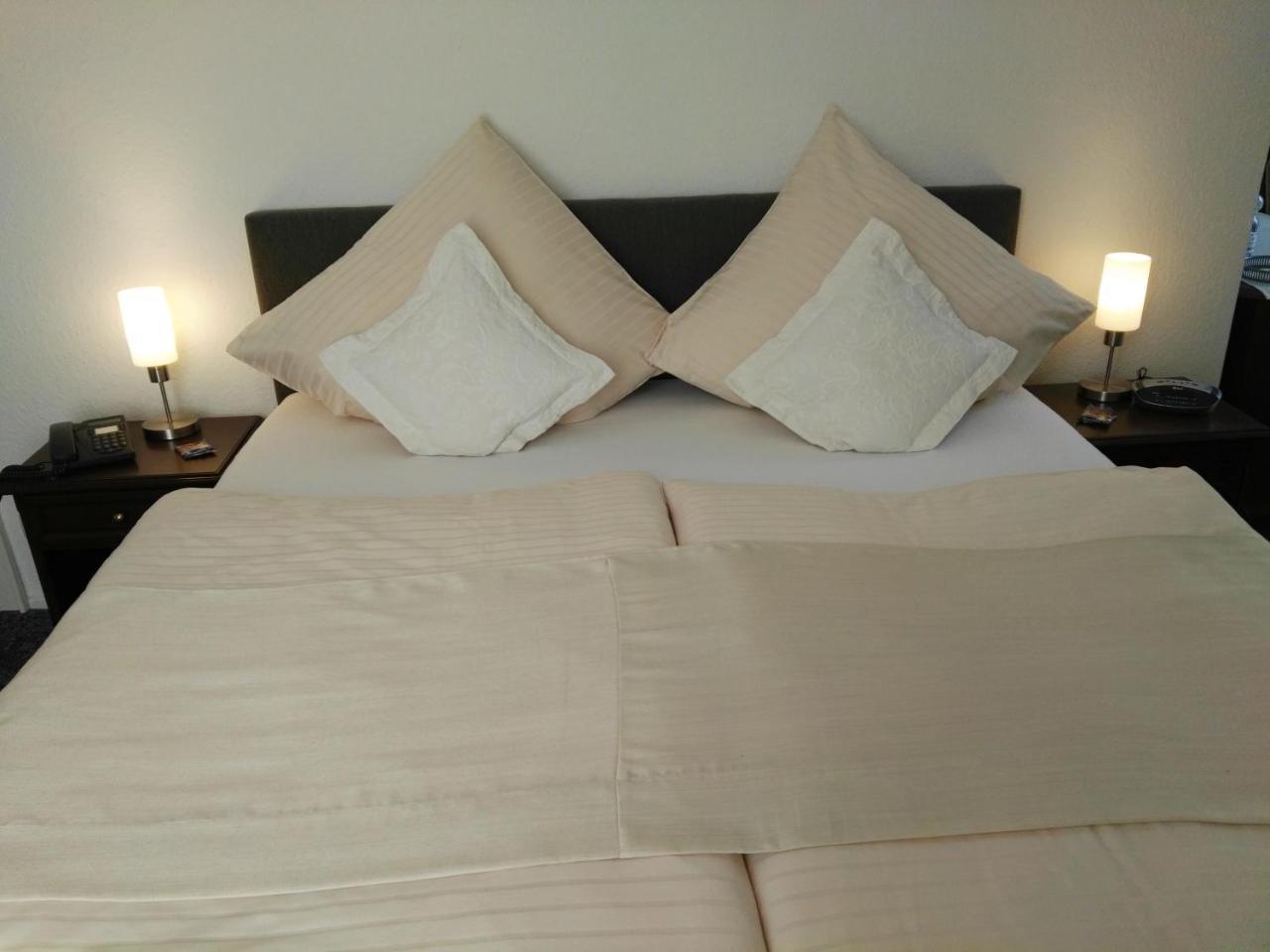 Hotel Carolinenhof Bad Pyrmont Extérieur photo