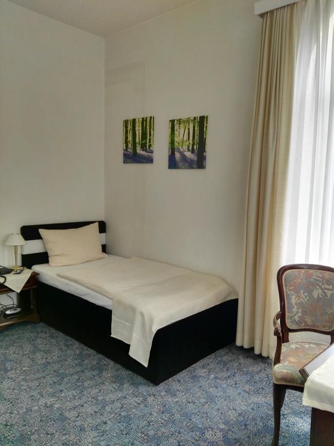 Hotel Carolinenhof Bad Pyrmont Extérieur photo
